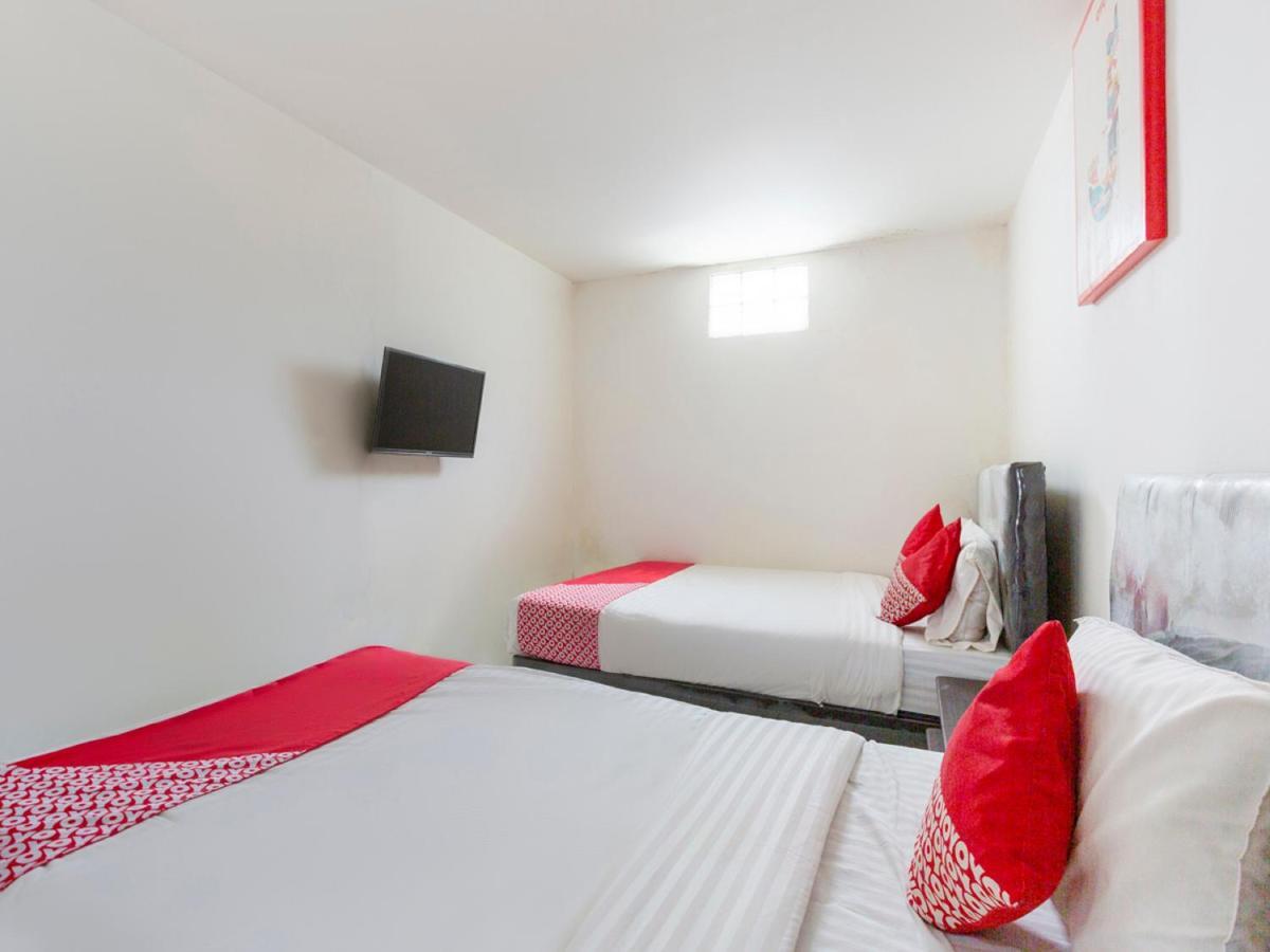Oyo 501 Elpeka Dua Residence Cakarta Dış mekan fotoğraf
